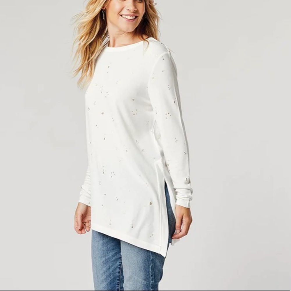 Carve designs Devon Asymmetric gold splatter shirt-Small. So cute with leggings!